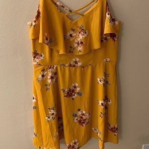 Beautiful never worn Summer Dress 🧡
